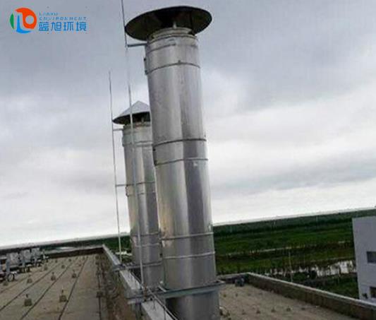 不銹鋼煙囪的安裝十分的簡(jiǎn)單和快速