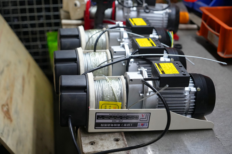 中庭電動吊鉤鉤體變形的處理方案